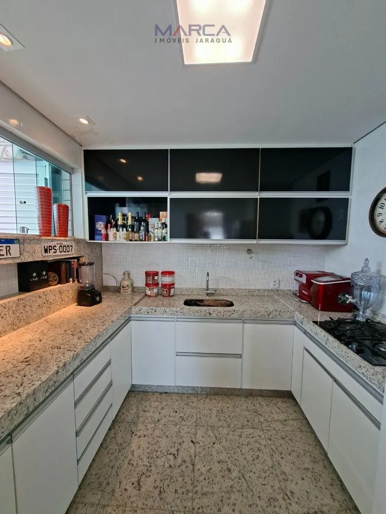 Cobertura, 3 quartos, 180 m² - Foto 1