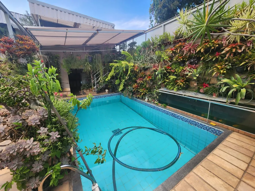 Casa, 7 quartos, 360 m² - Foto 1