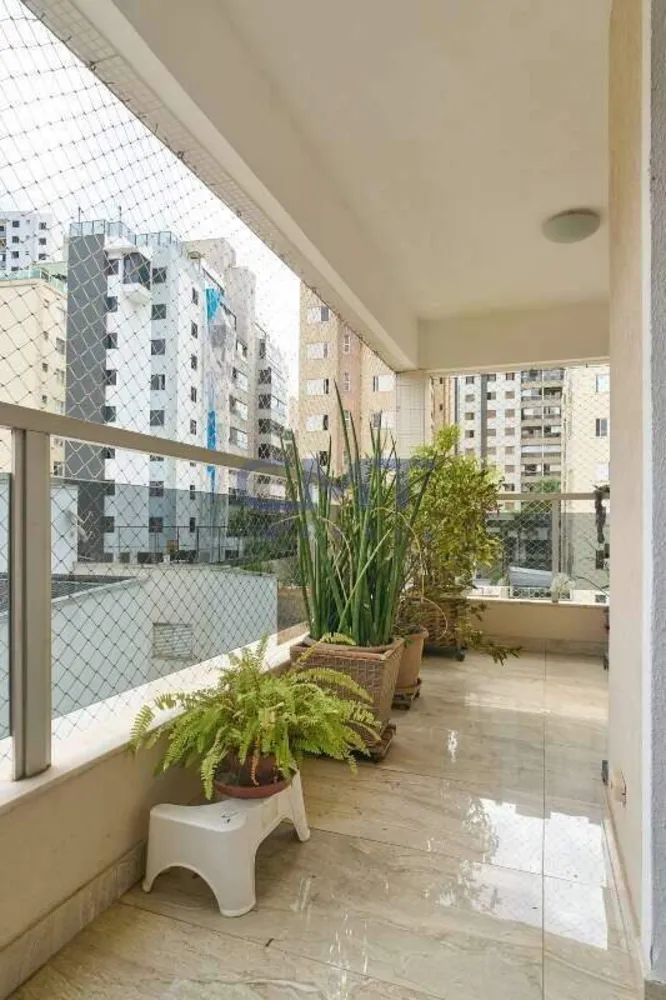 Cobertura, 5 quartos, 238 m² - Foto 2