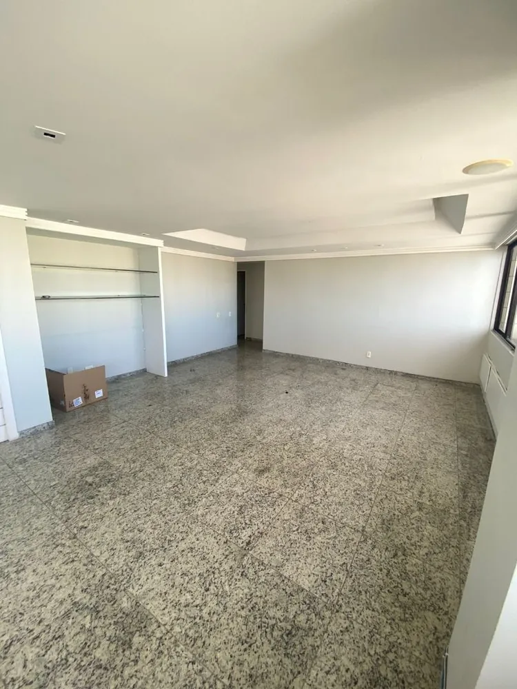 Apartamento, 4 quartos, 222 m² - Foto 2