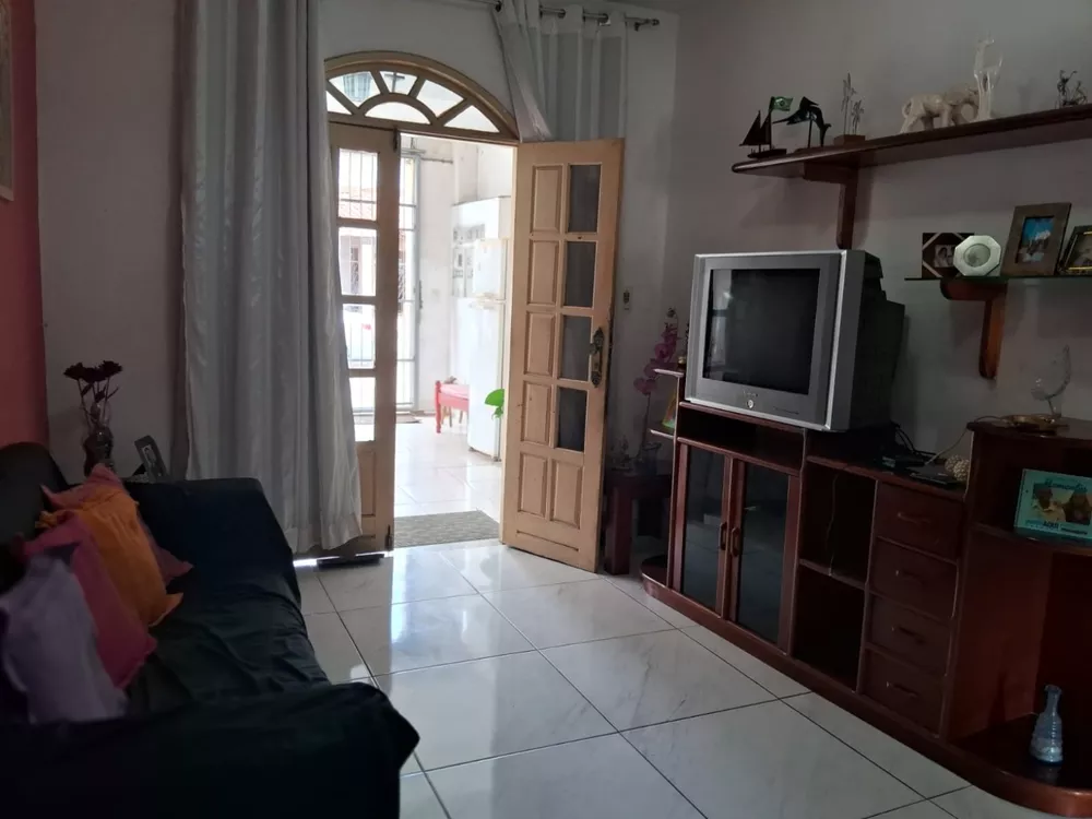 Casa à venda com 6 quartos, 290m² - Foto 5