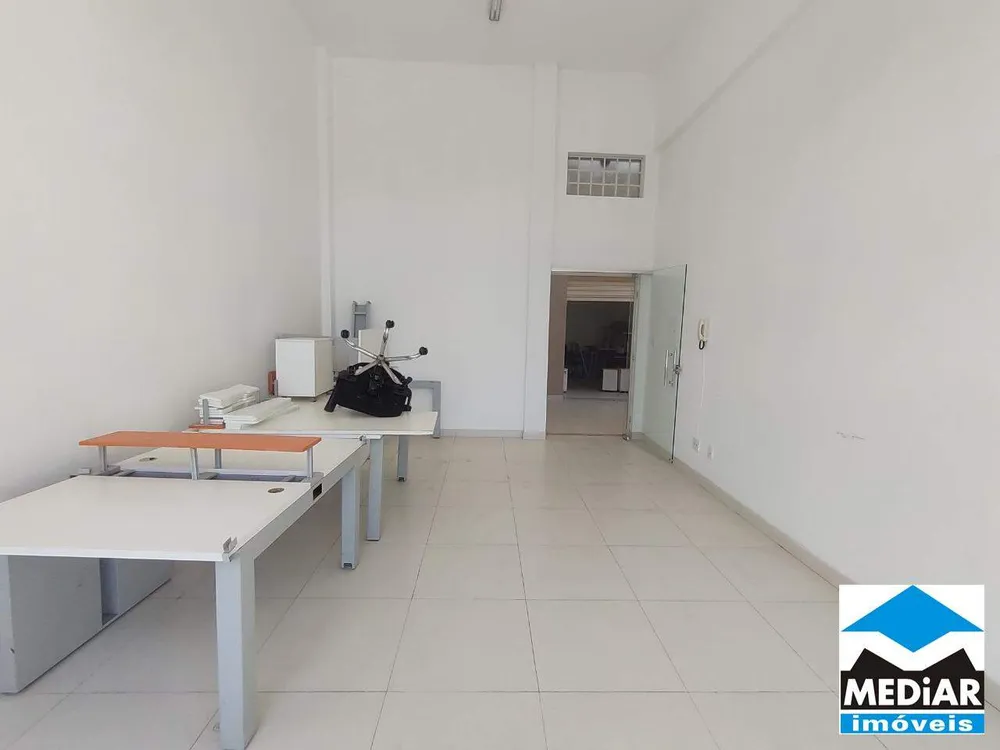 Sala-Conjunto, 400 m² - Foto 1