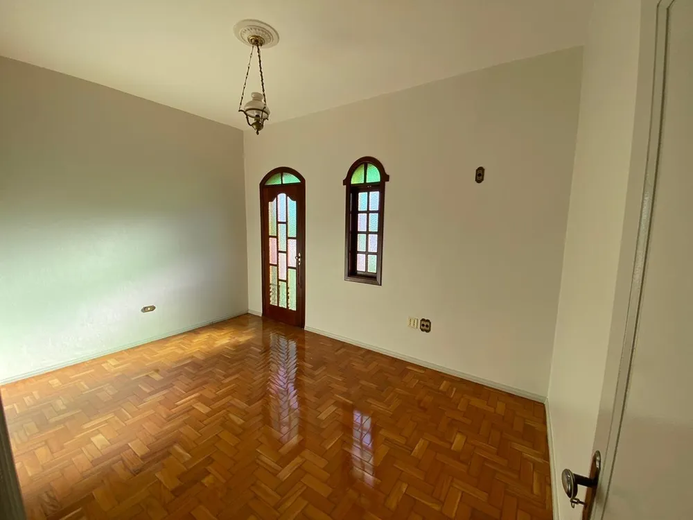 Casa, 4 quartos, 280 m² - Foto 1