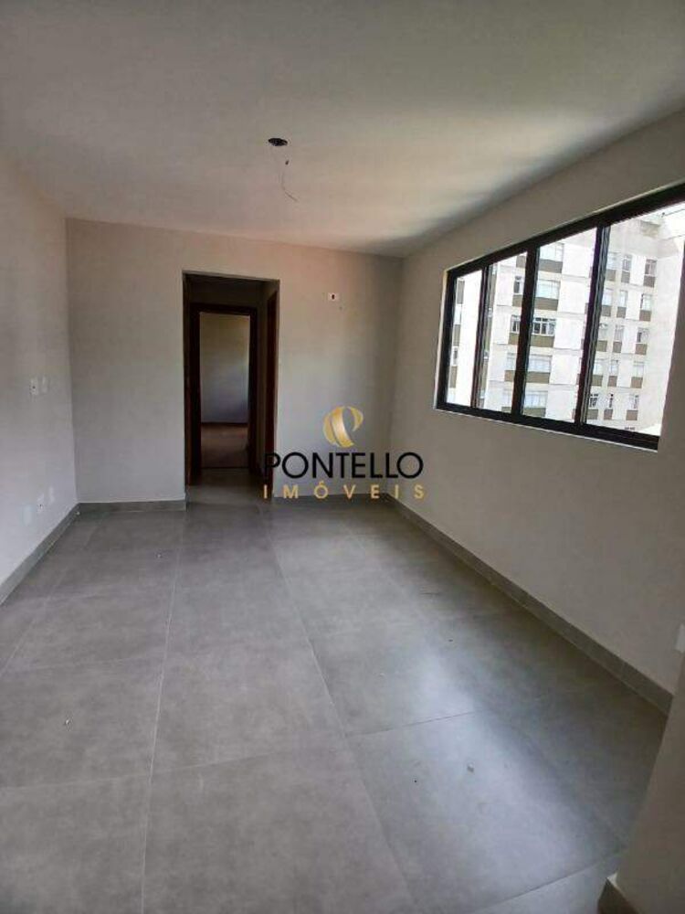Apartamento à venda com 2 quartos, 63m² - Foto 1