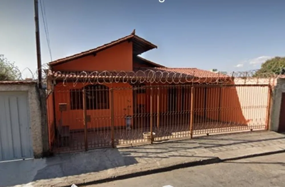 Casa, 3 quartos, 300 m² - Foto 1