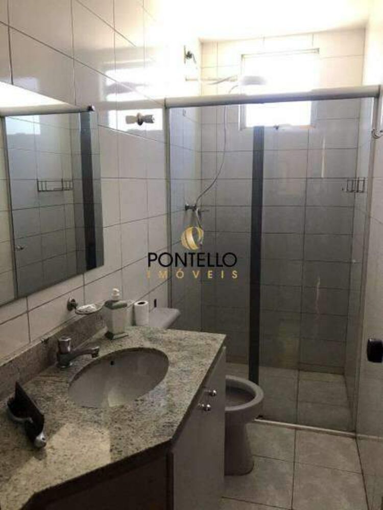 Apartamento à venda com 3 quartos, 80m² - Foto 2