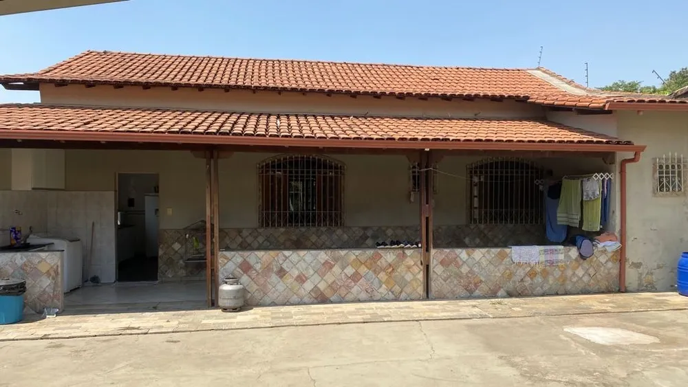 Casa, 3 quartos, 268 m² - Foto 1