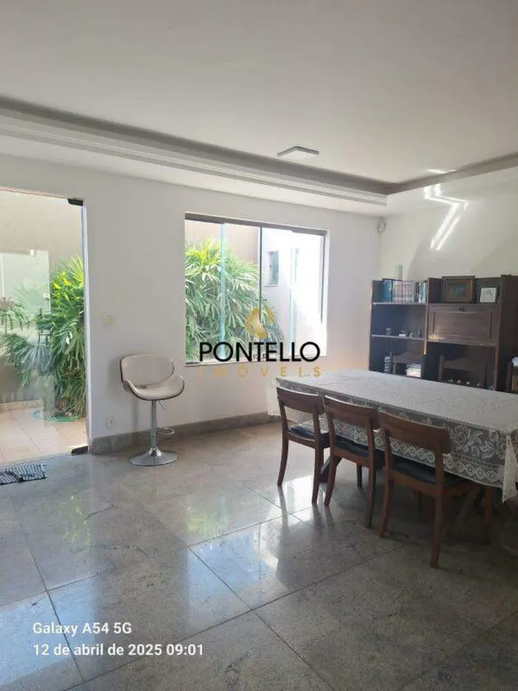 Casa, 4 quartos, 560 m² - Foto 2