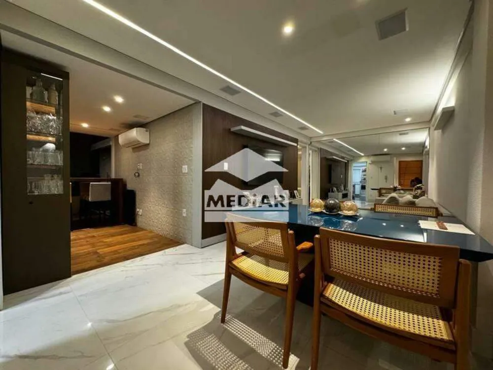 Apartamento, 3 quartos, 180 m² - Foto 2