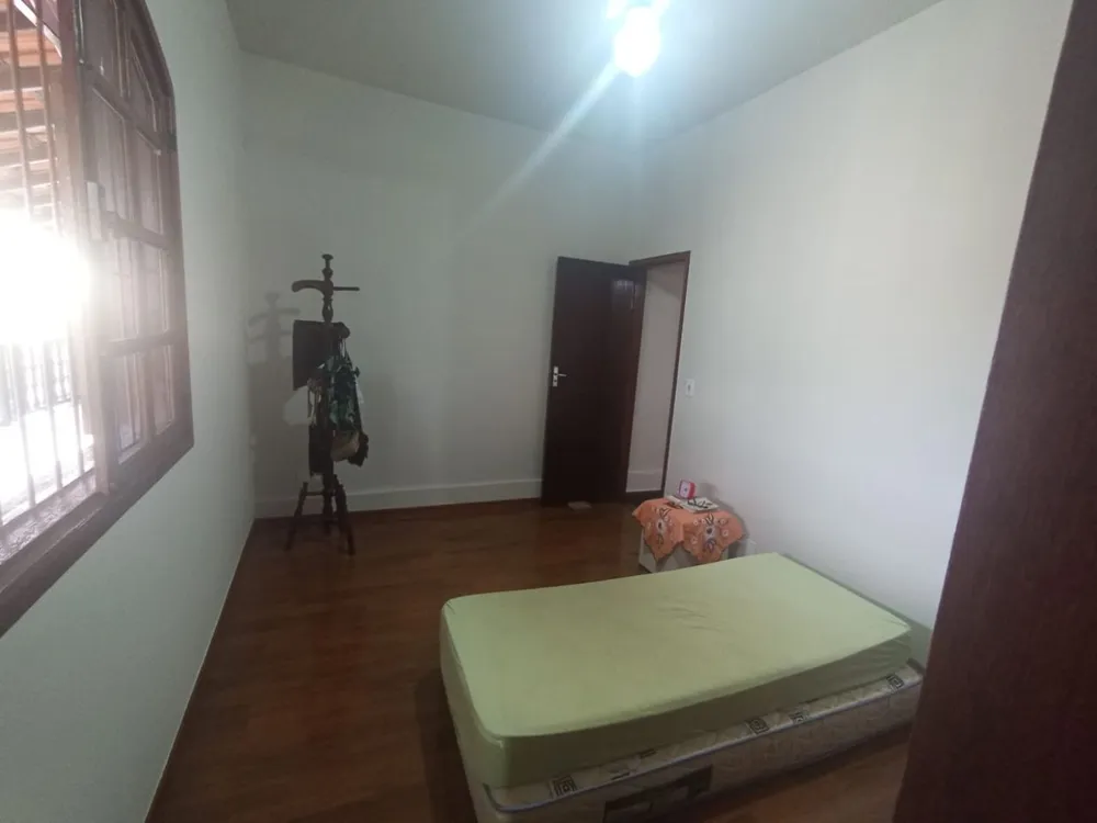 Casa, 4 quartos, 432 m² - Foto 1