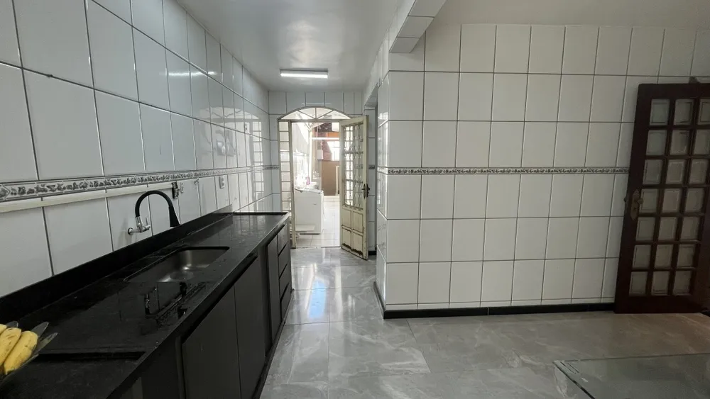 Casa, 4 quartos, 330 m² - Foto 15