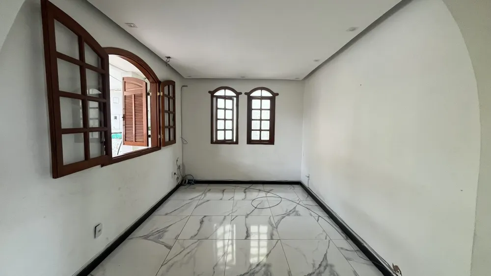 Casa, 4 quartos, 330 m² - Foto 4