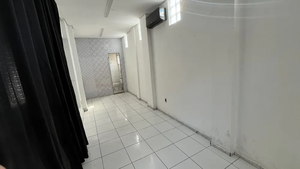 Casa, 4 quartos, 330 m² - Foto 13
