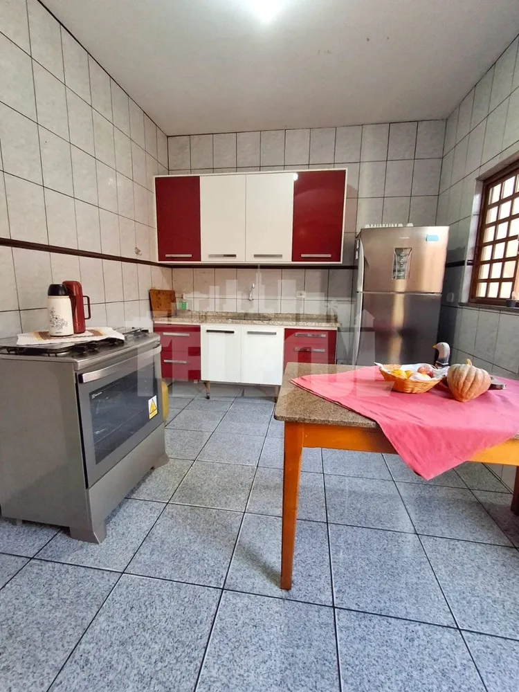 Casa, 4 quartos, 300 m² - Foto 15
