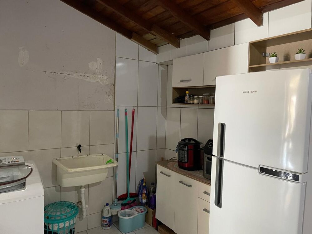 Casa à venda com 2 quartos, 50m² - Foto 6