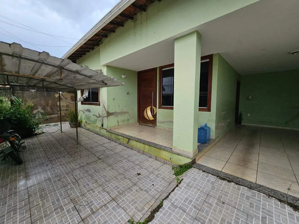 Casa, 3 quartos, 244 m² - Foto 2