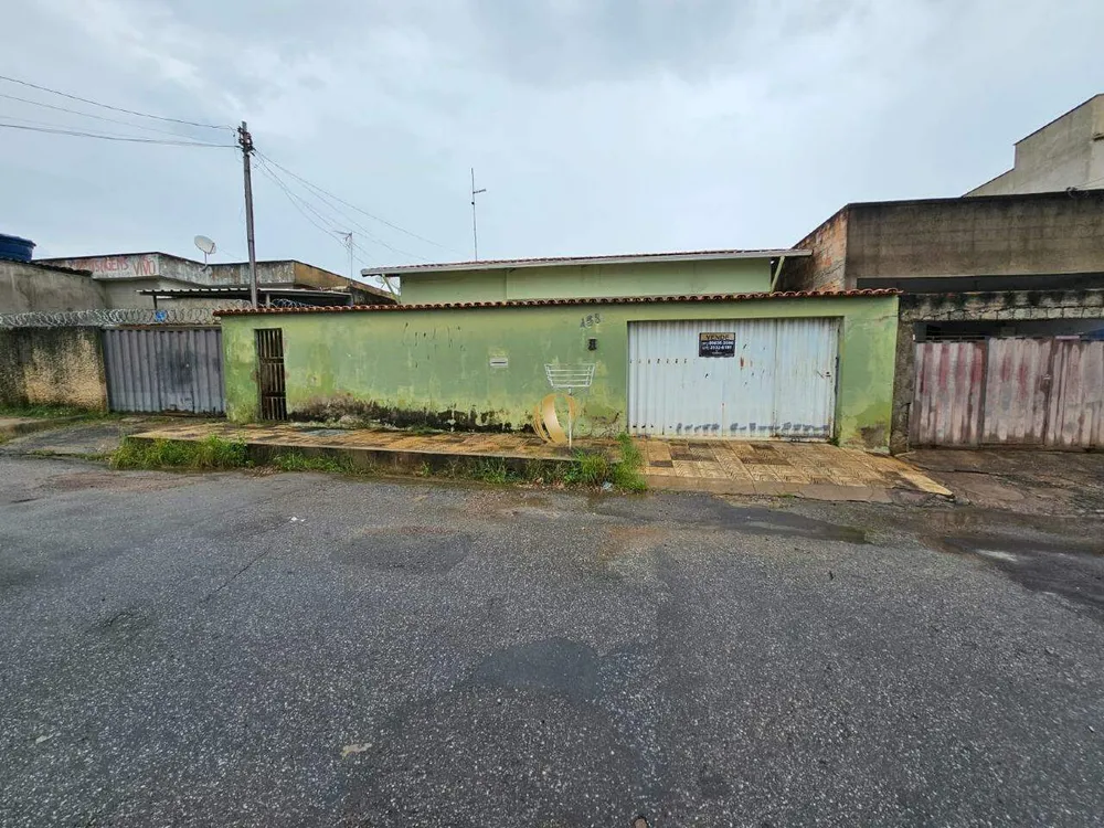 Casa, 3 quartos, 244 m² - Foto 2