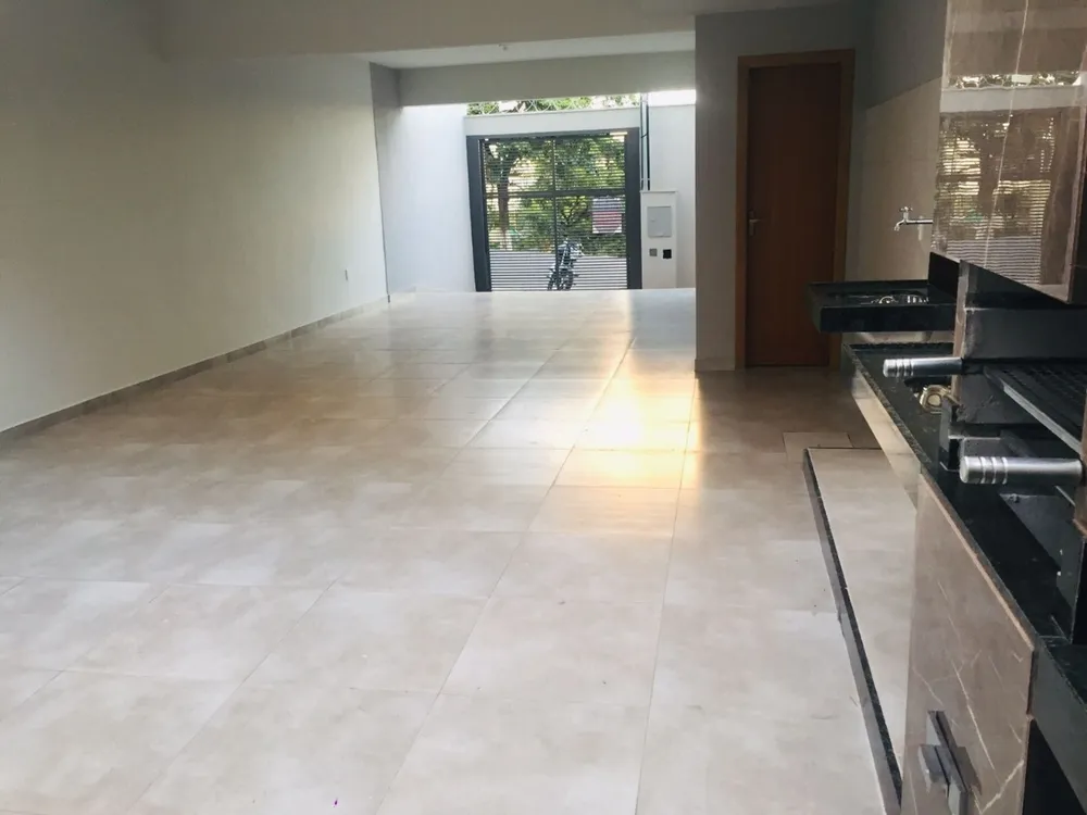 Casa, 3 quartos, 130 m² - Foto 2