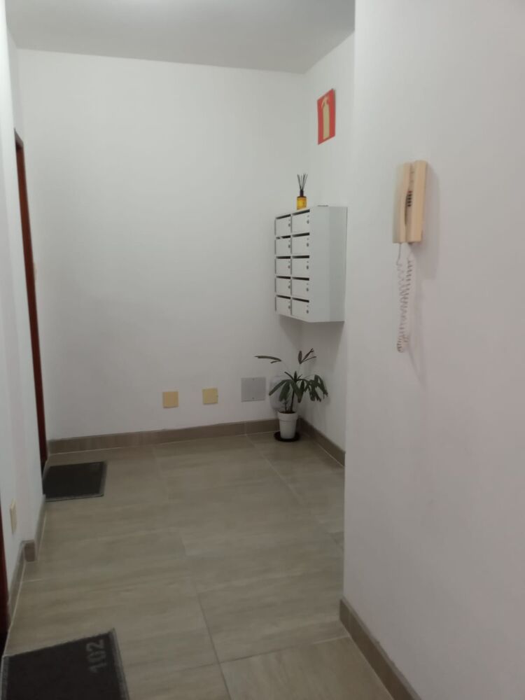 Apartamento à venda com 2 quartos, 75m² - Foto 6