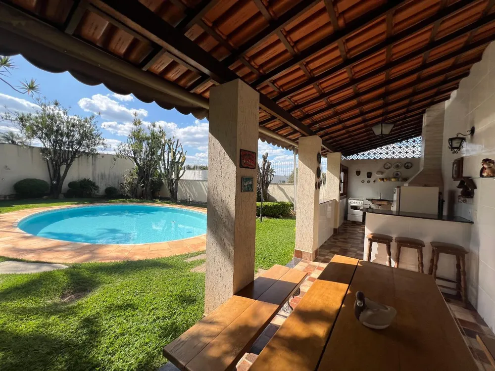 Casa, 4 quartos, 379 m² - Foto 4