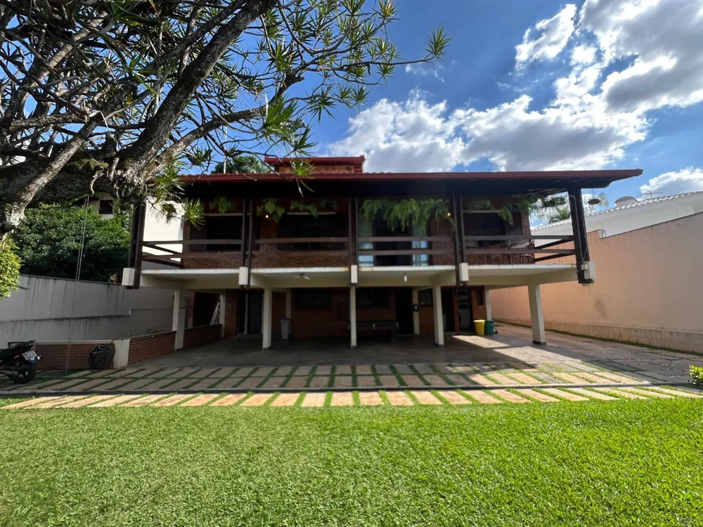 Casa, 4 quartos, 379 m² - Foto 1