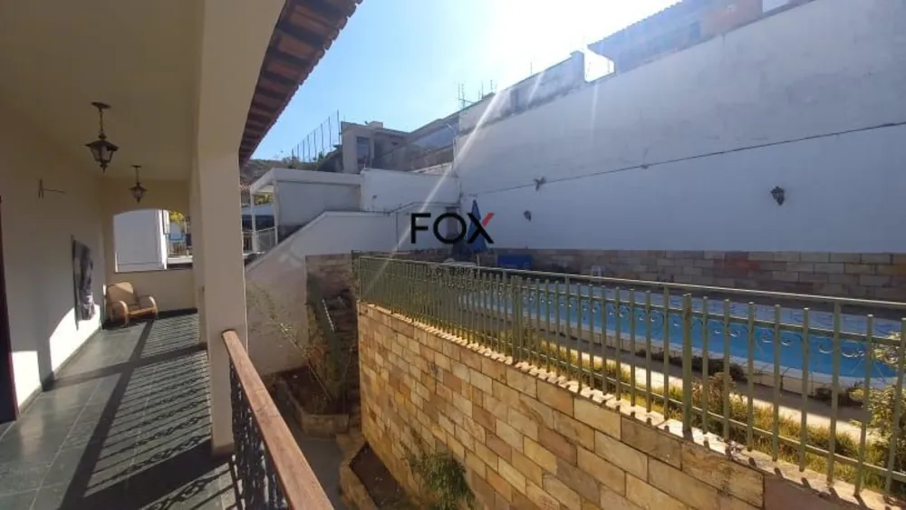 Casa, 6 quartos, 350 m² - Foto 2