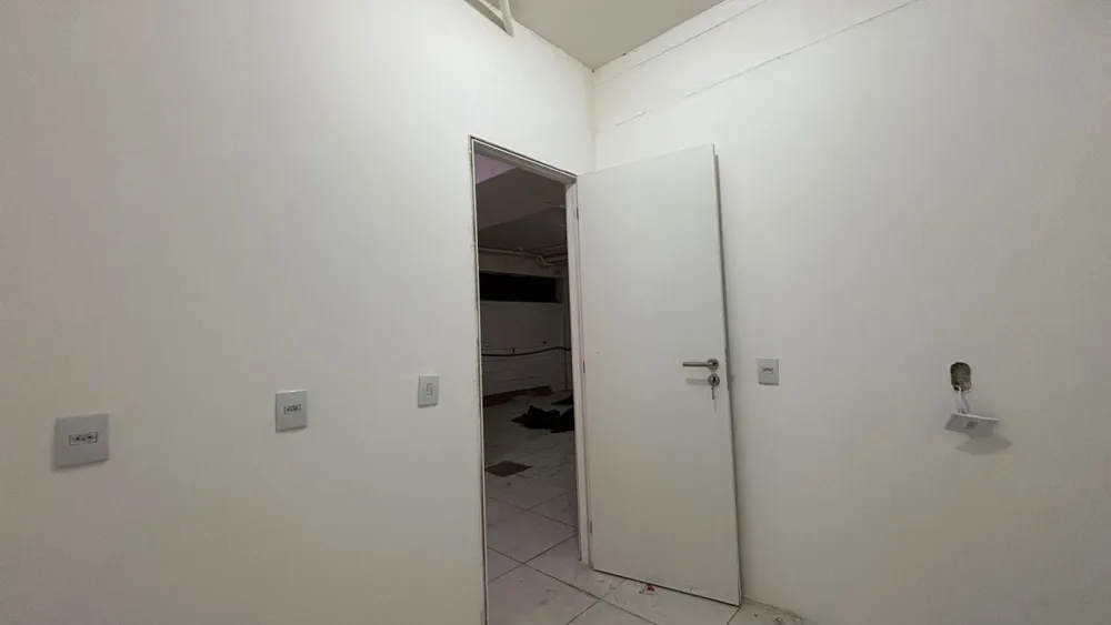 Loja-Salão, 200 m² - Foto 17
