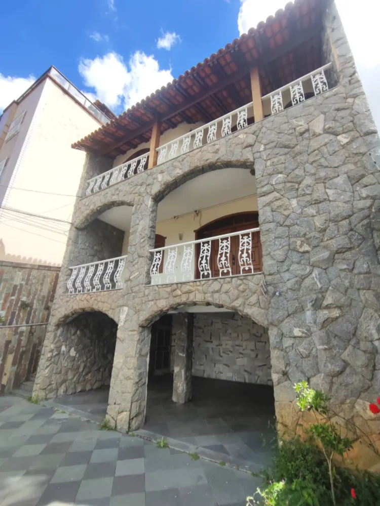 Casa, 6 quartos, 320 m² - Foto 2
