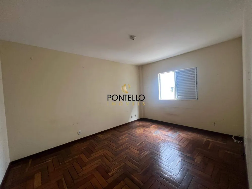 Apartamento, 3 quartos, 130 m² - Foto 2
