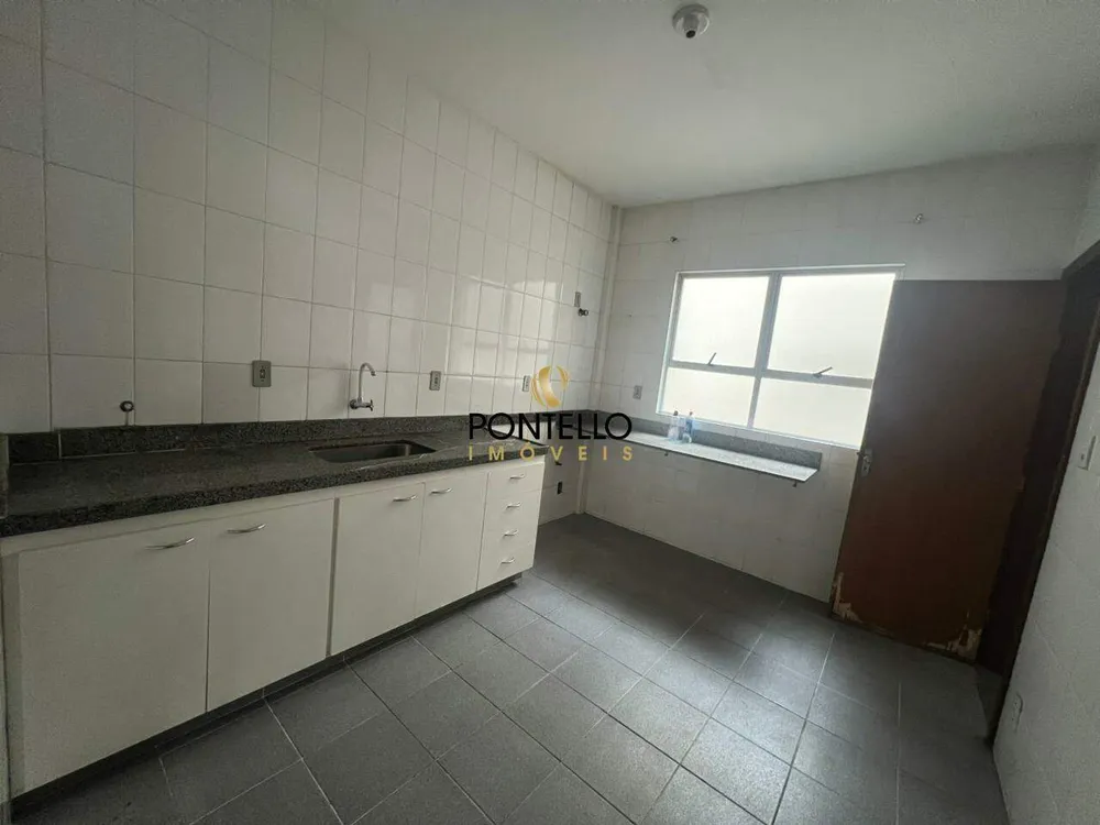Apartamento, 3 quartos, 130 m² - Foto 3