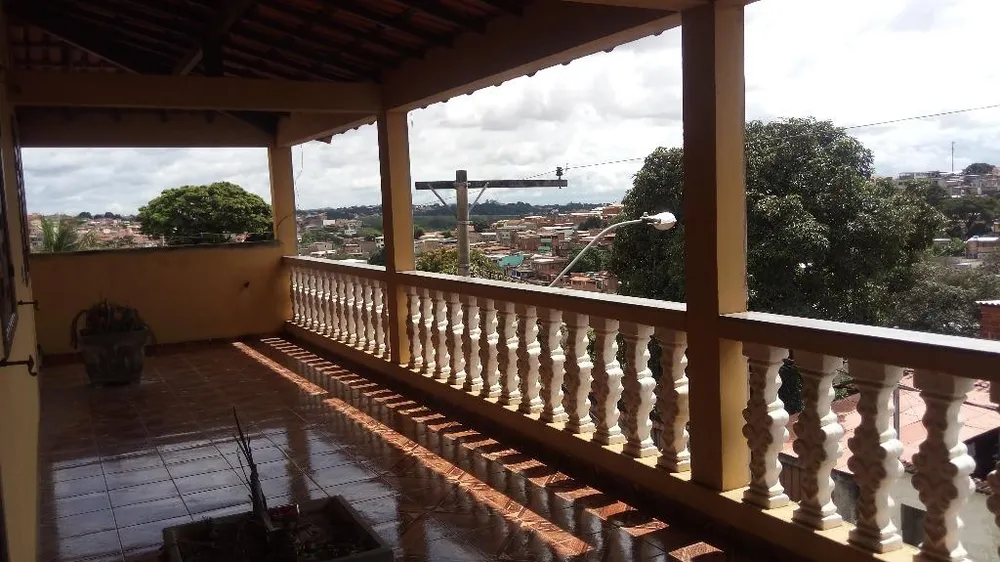Casa, 4 quartos, 250 m² - Foto 1
