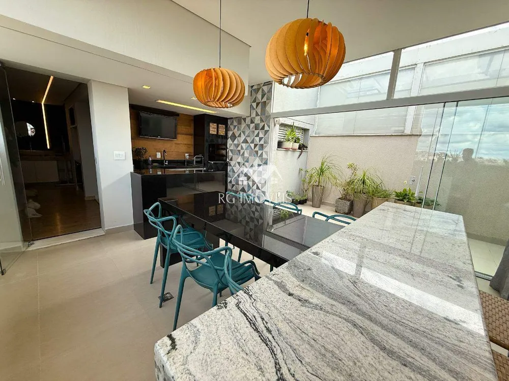 Cobertura, 3 quartos, 121 m² - Foto 1