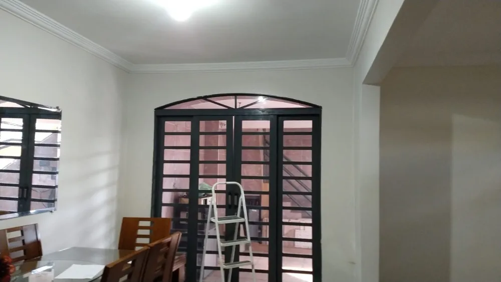 Casa, 3 quartos, 240 m² - Foto 9