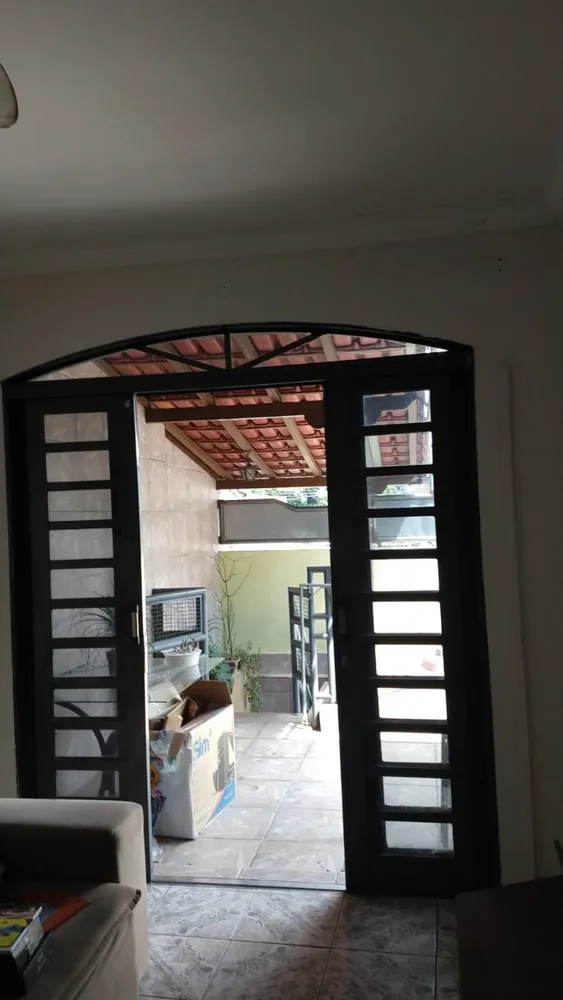 Casa, 3 quartos, 240 m² - Foto 14