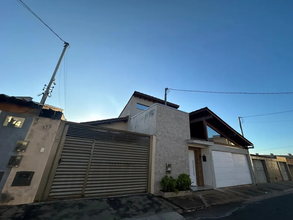 Casa, 3 quartos, 111111 m² - Foto 2