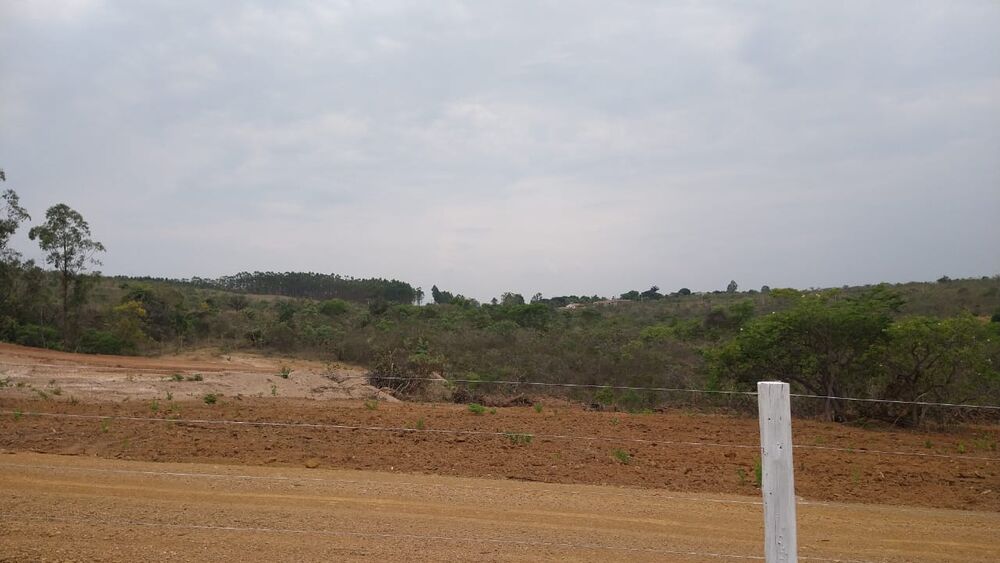 Chácara à venda com 1 quarto, 10000m² - Foto 6