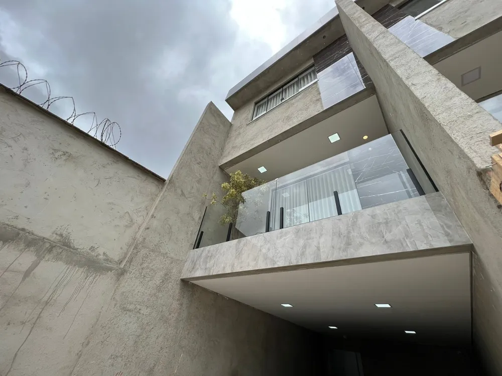 Casa, 3 quartos, 145 m² - Foto 1