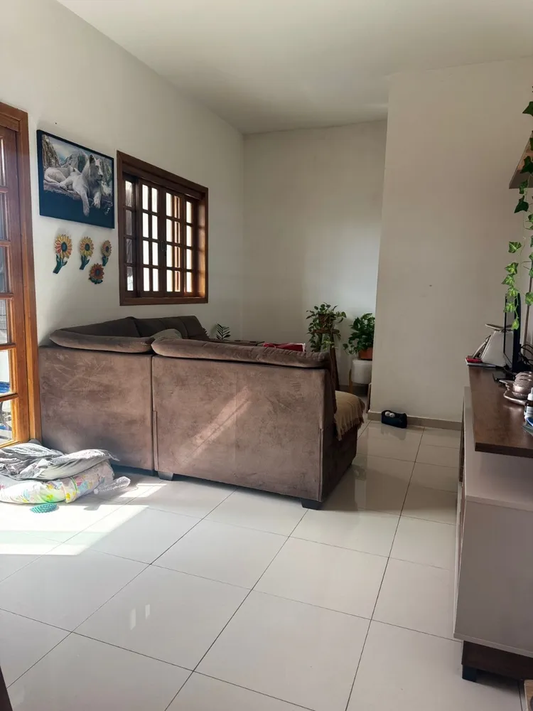 Casa, 3 quartos, 99 m² - Foto 2