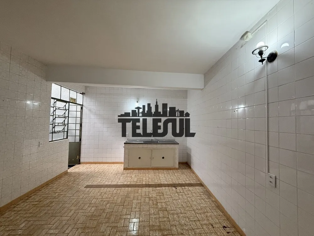 Casa, 3 quartos, 246 m² - Foto 11