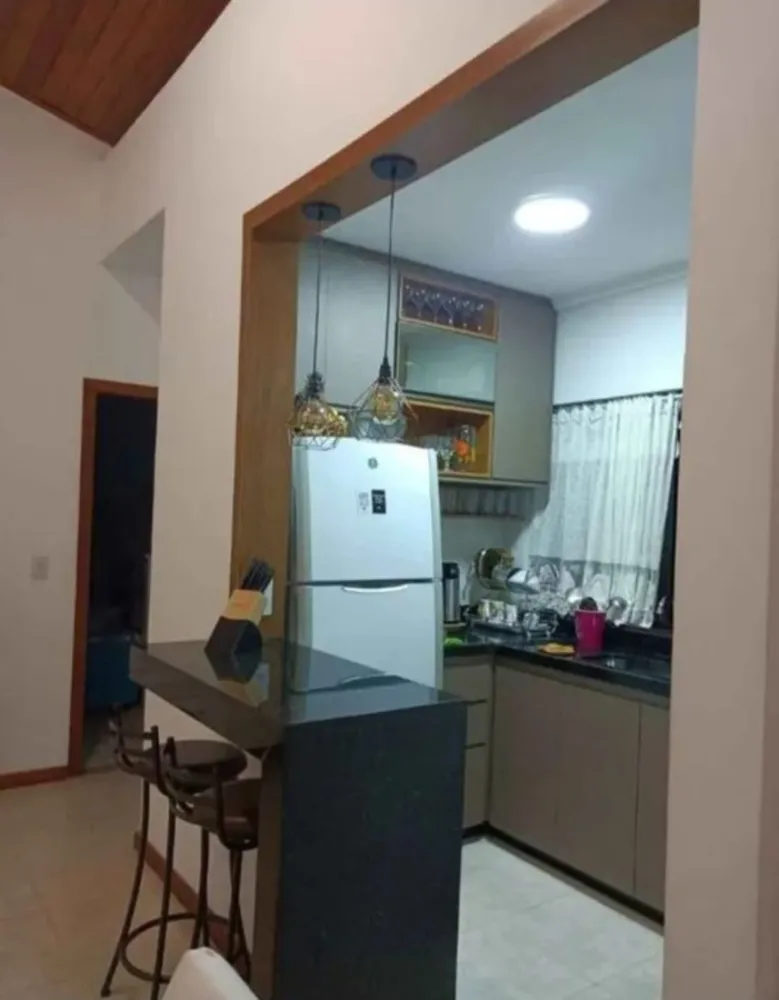 Casa, 3 quartos, 175 m² - Foto 1