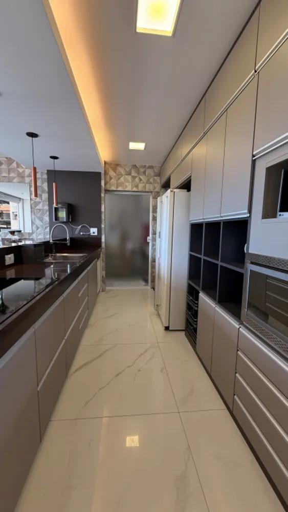 Casa, 4 quartos, 250 m² - Foto 10