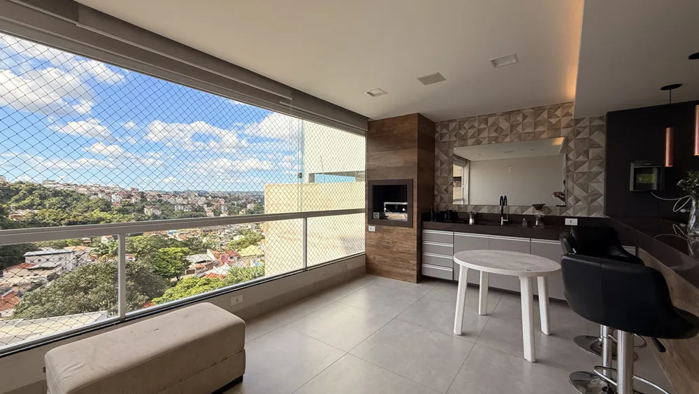 Casa, 4 quartos, 250 m² - Foto 1
