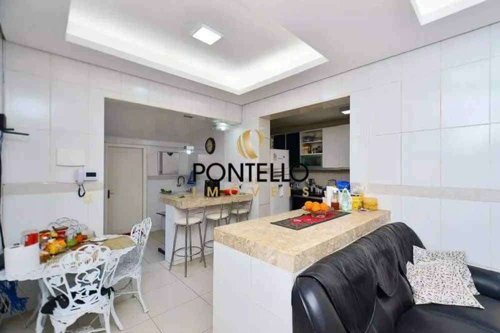 Casa, 6 quartos, 239 m² - Foto 3