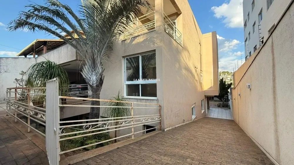 Casa, 7 quartos, 450 m² - Foto 2