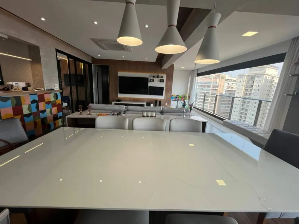 Apartamento, 3 quartos, 1931 m² - Foto 2