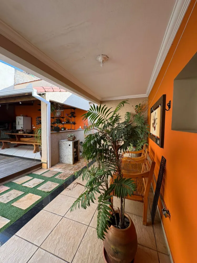 Casa, 3 quartos, 240 m² - Foto 11