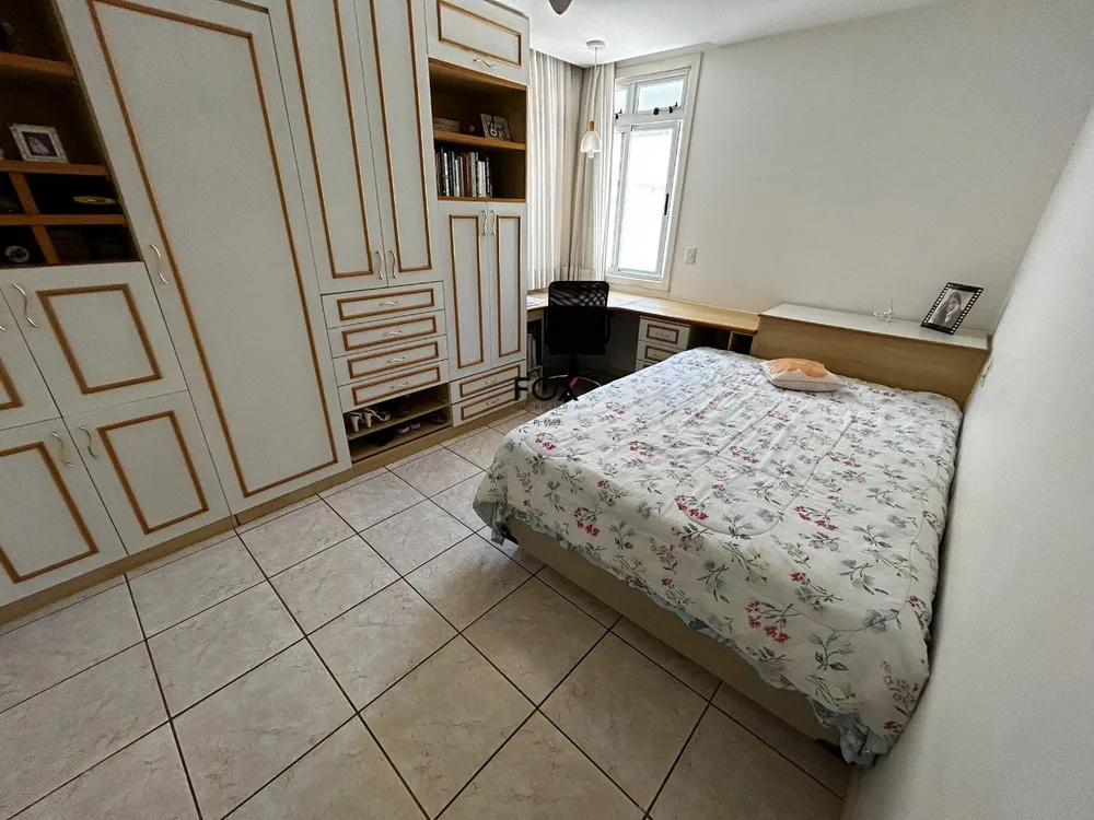 Casa, 4 quartos, 268 m² - Foto 11