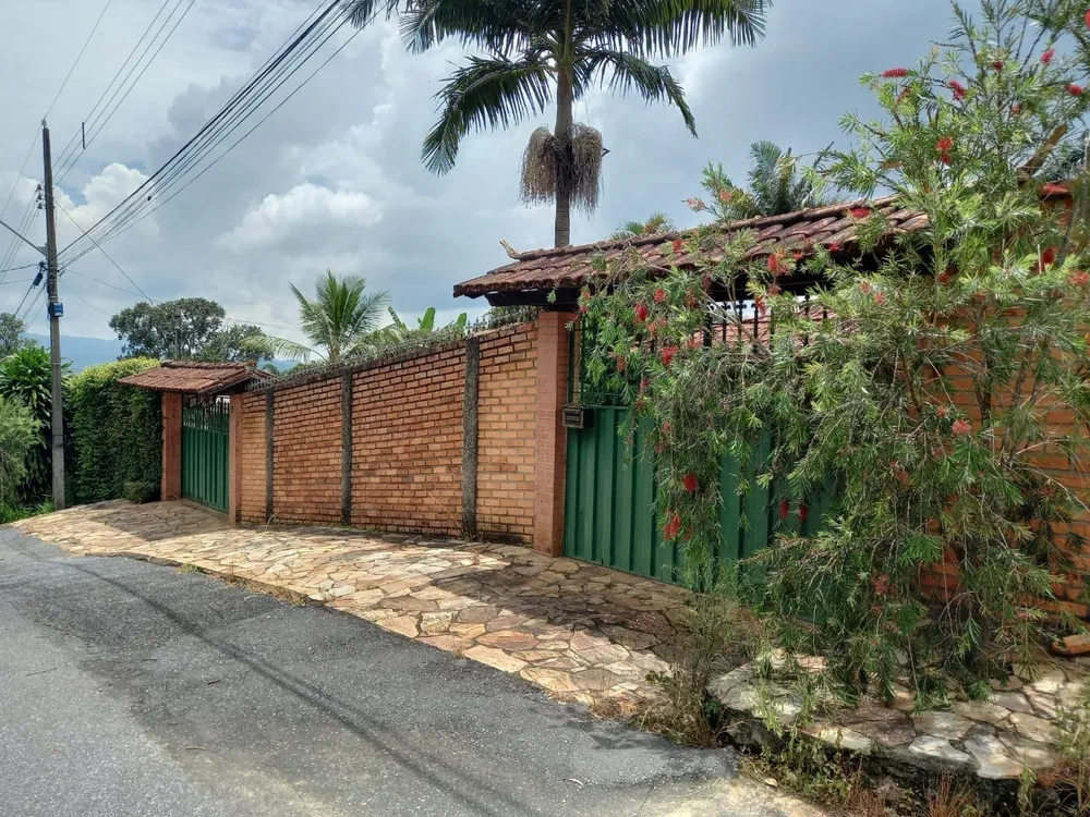 Casa, 4 quartos, 1640 m² - Foto 1
