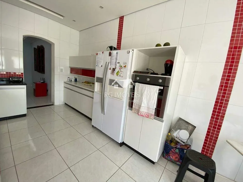Casa, 3 quartos, 200 m² - Foto 14