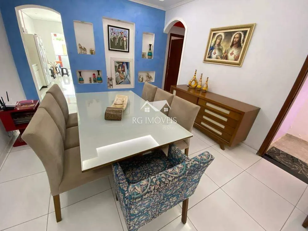 Casa, 3 quartos, 200 m² - Foto 11